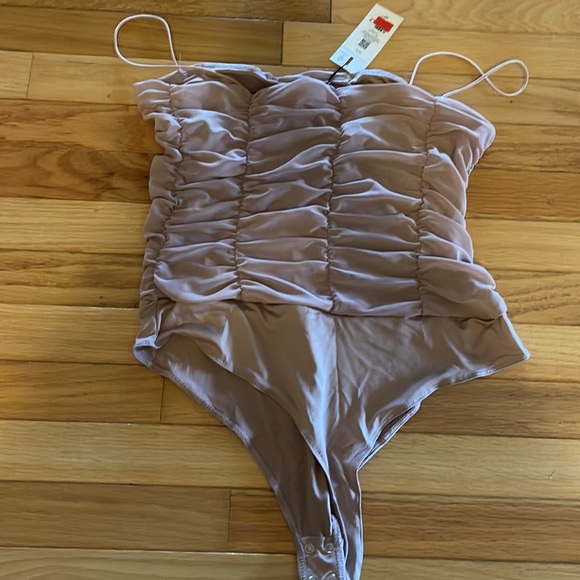 NWT Dynamite Mauve Mesh Bodysuit - Picture 2 of 3